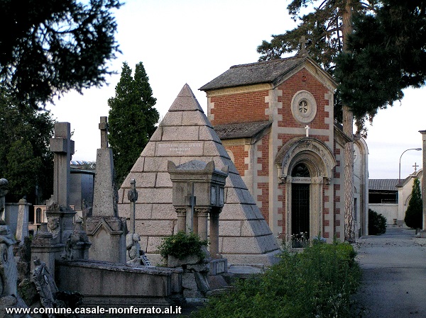 Cimiteri casalesi