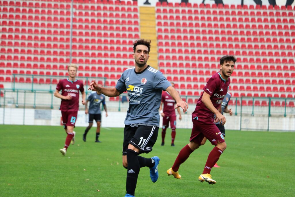 Andrea Arrighini, calciatore dell'Alessandria, in azione durante la partita contro l'Olbia, vinta per 4-1, dello scorso 4 ottobre 2020