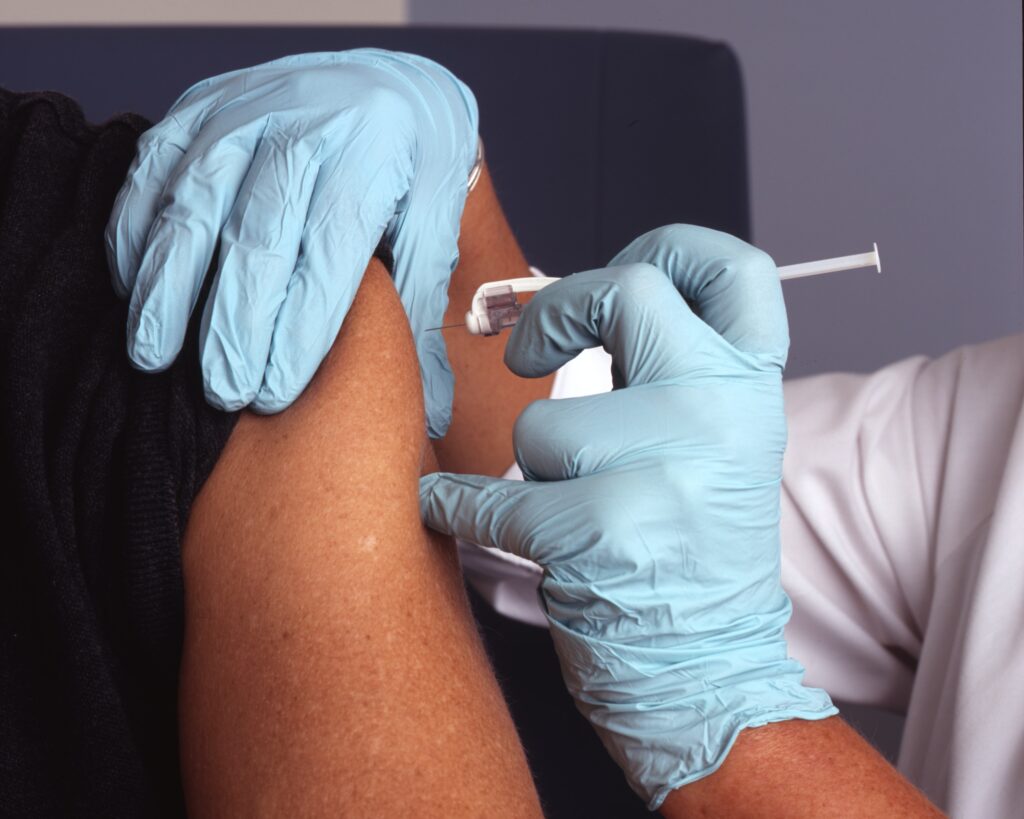Vaccino con braccio di silicone
