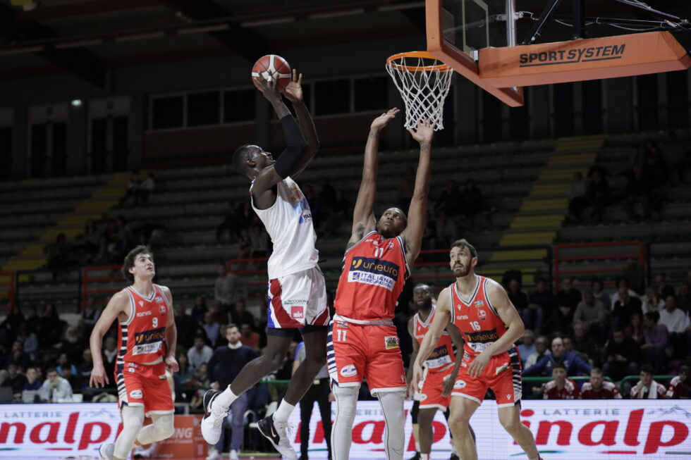 Abdel Fall Monferrato Basket